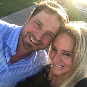 Meet your Posher, Dee